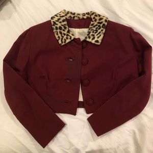 1960’s Chic Cropped Blazer with Leopard Collar
